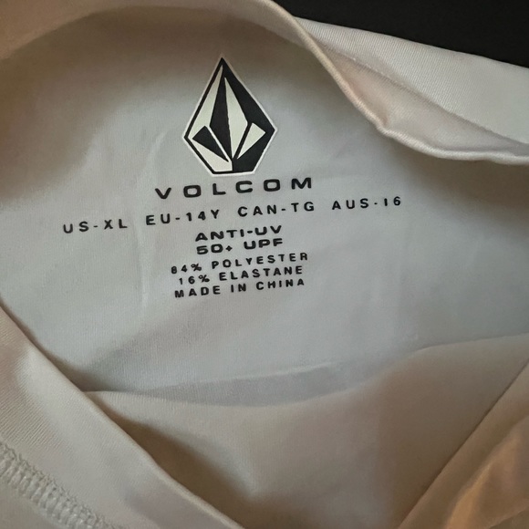 EUC boys youth VOLCOM white rash guard, SPF 50, size XL - Picture 2 of 4